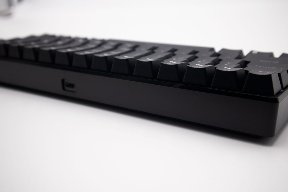 RK61 Mechanical Keyboard — Black — unit back and ports